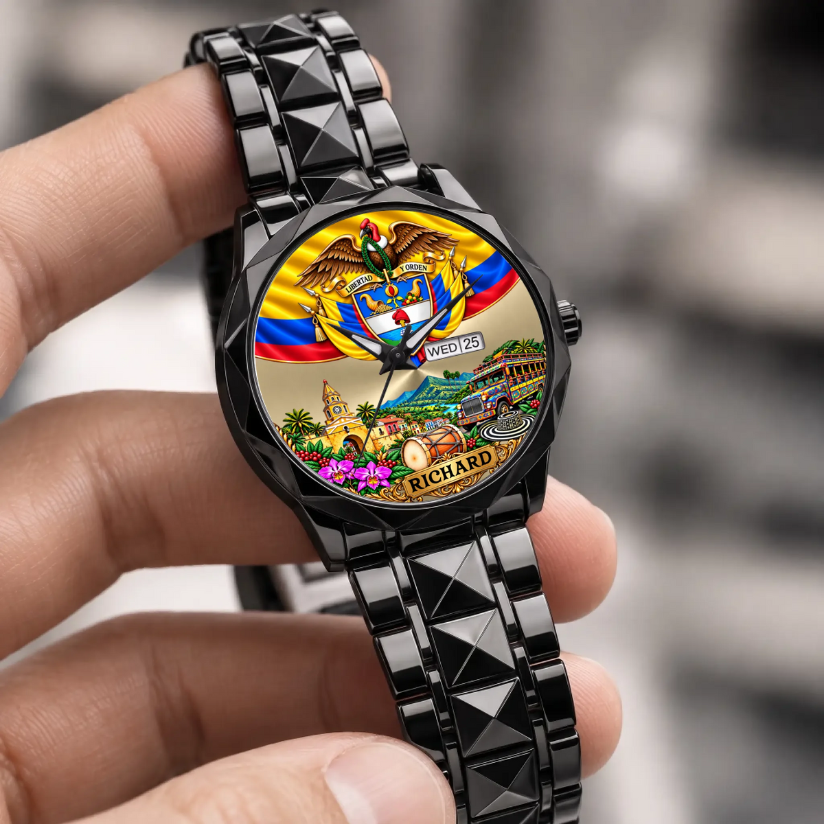 Personalized Colombian watch - black faceted bracelet held in a hand